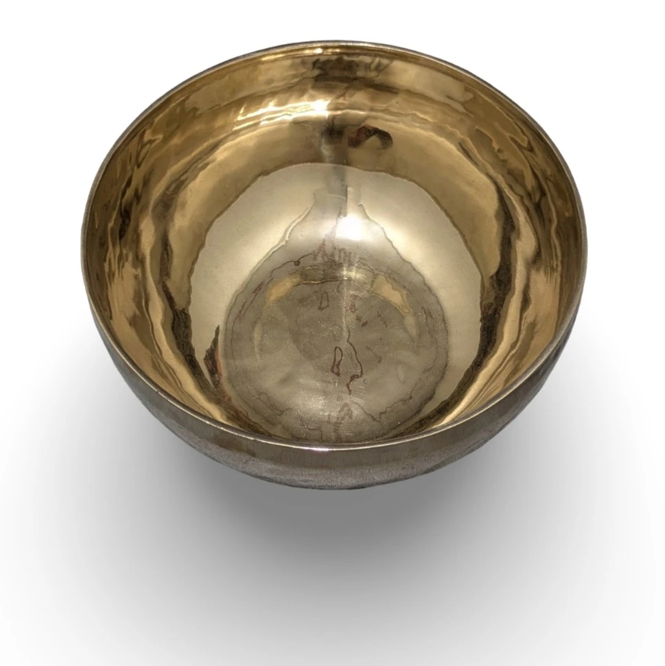 קערה טיבטית עבודת יד Hand-Hammered Tibetan Serenity Bowl – 30cm